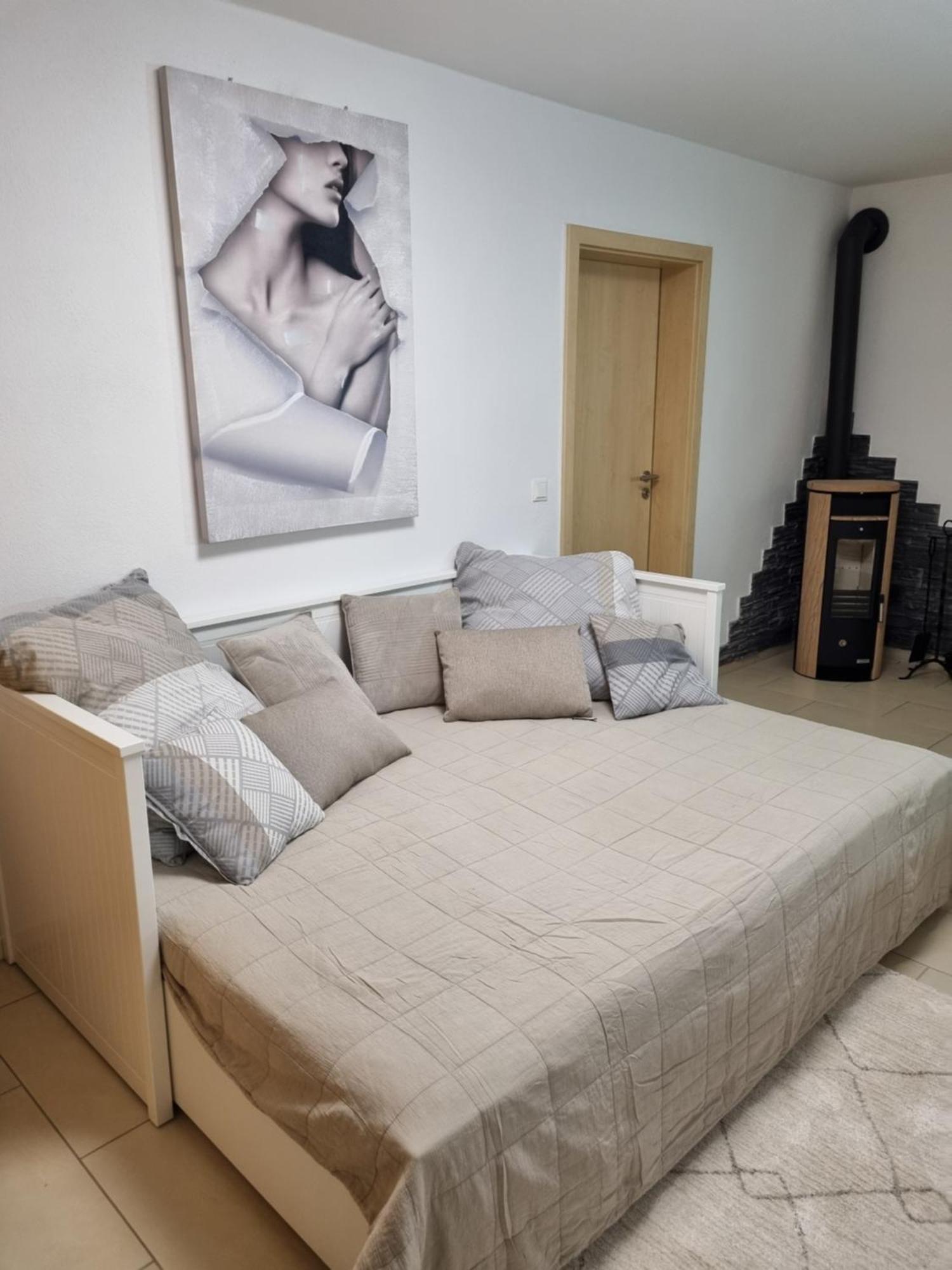 Appartment Im Untergeschoss Фрайласинг Екстериор снимка