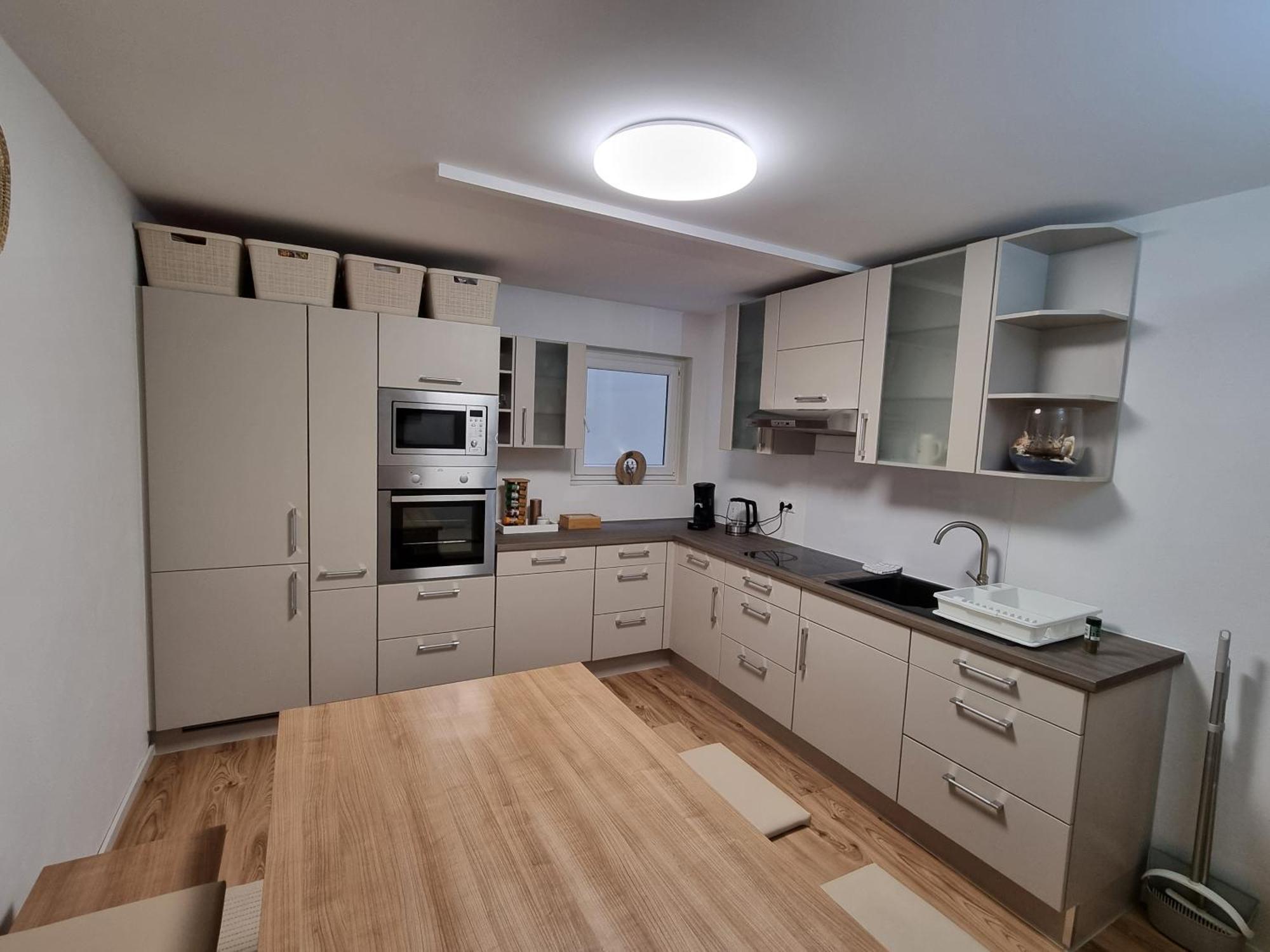 Appartment Im Untergeschoss Фрайласинг Екстериор снимка